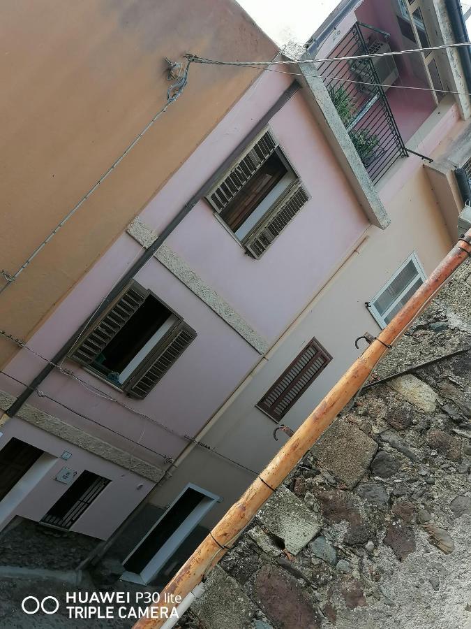 La Casa Di Luisa Apartamento Santu Lussurgiu Exterior foto