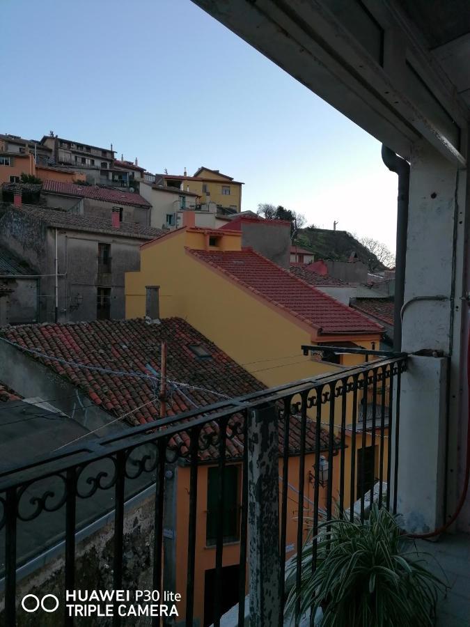 La Casa Di Luisa Apartamento Santu Lussurgiu Exterior foto